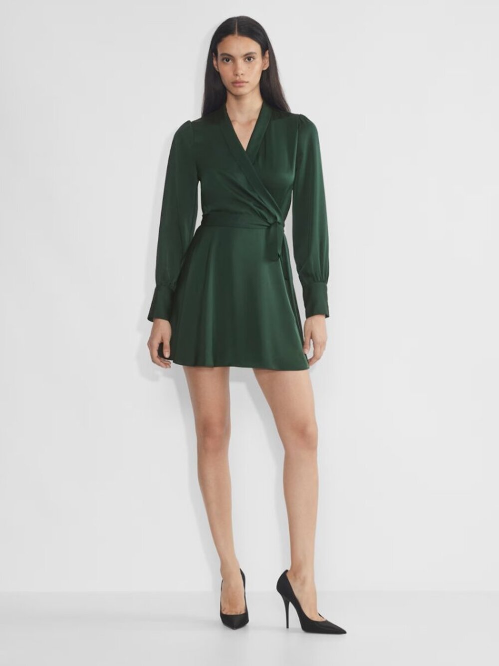 Aritzia Babaton Hyde Satin Mini Wrap Dress Size [MEDIUM]